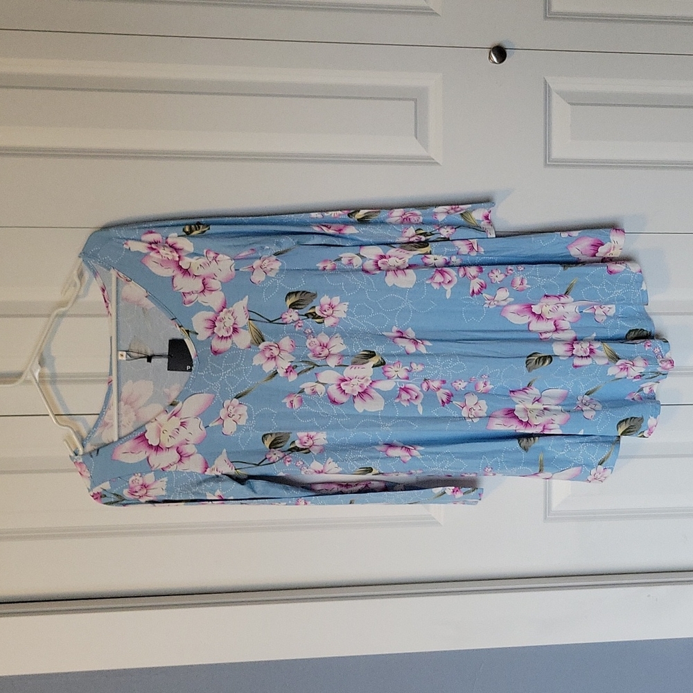 4/$20 Poseshe Floral Dress